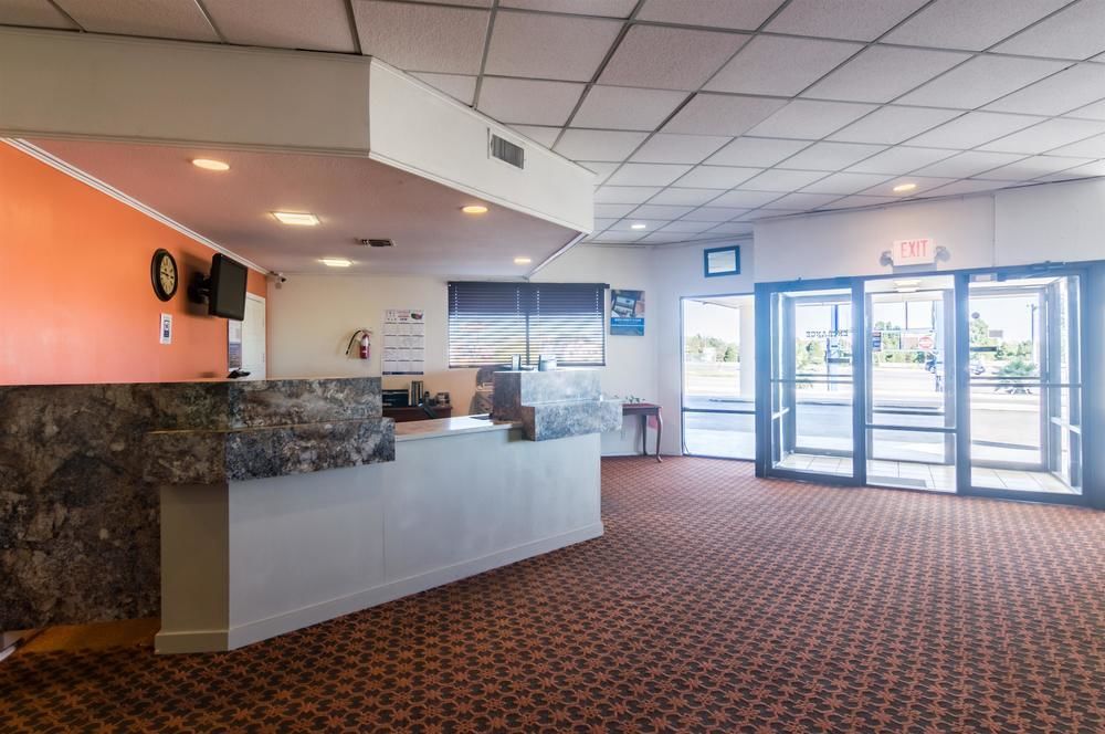 Red Roof Inn & Suites Сан Анджело Екстериор снимка